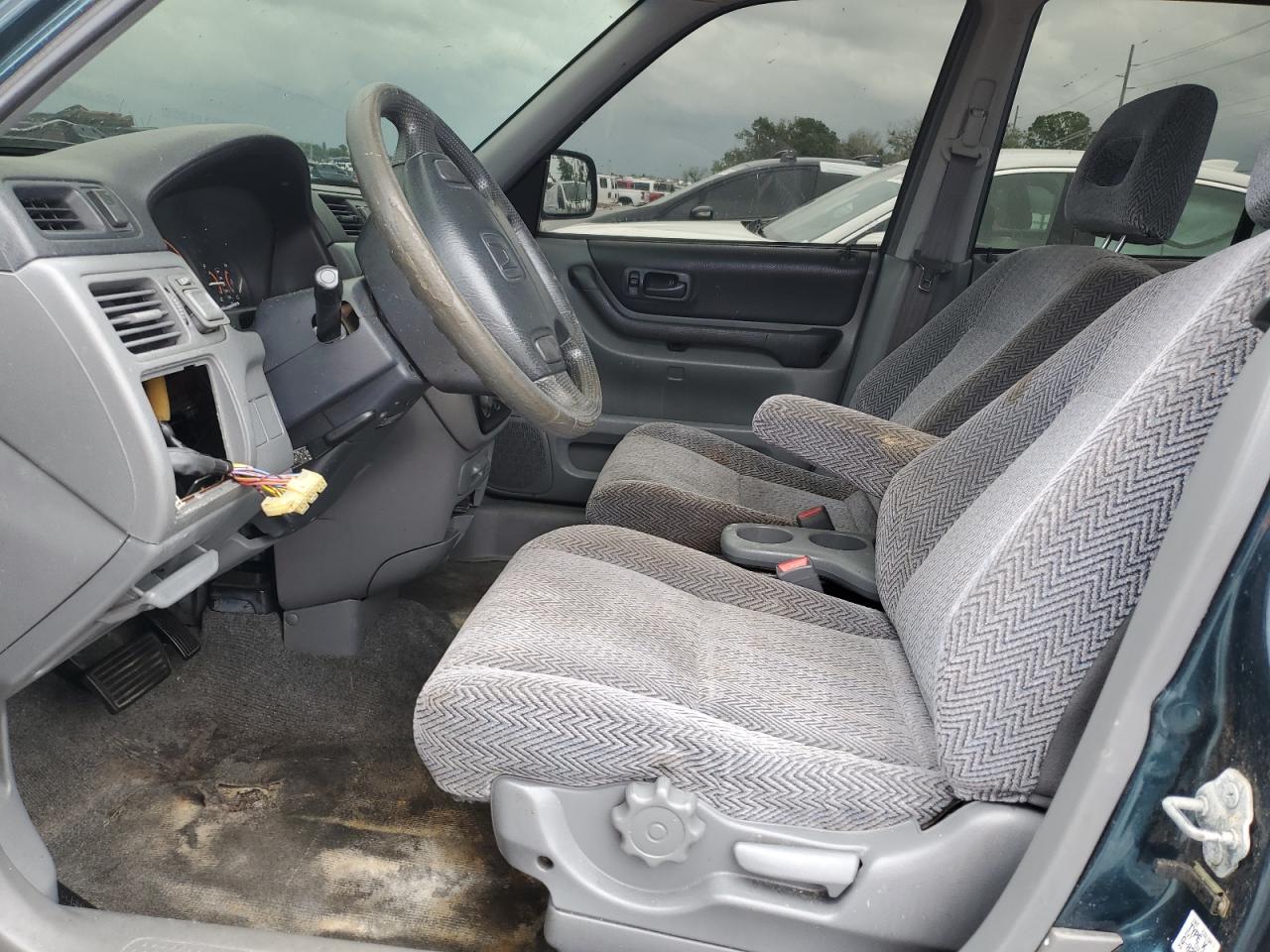 1998 Honda Cr-V Lx VIN: JHLRD2840WC009323 Lot: 63270305