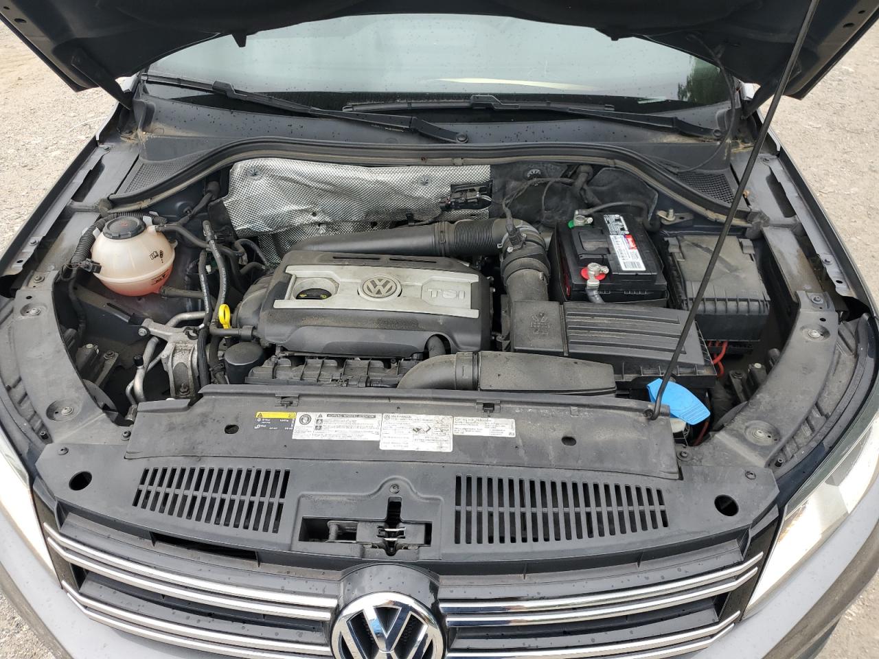2017 Volkswagen Tiguan S VIN: WVGAV7AX4HK048915 Lot: 63210855