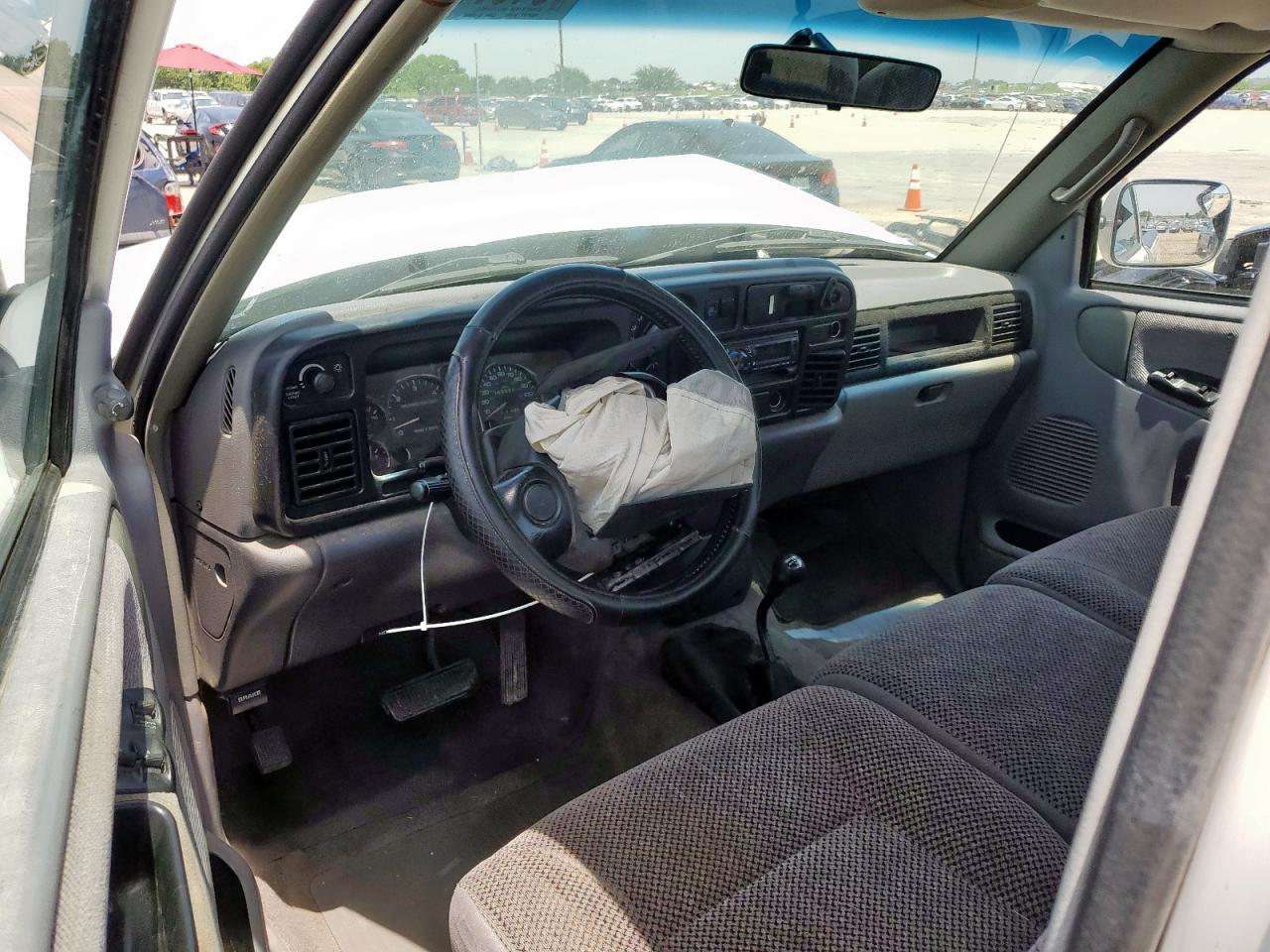 1997 Dodge Ram 1500 VIN: 1B7HF16Y9VJ510711 Lot: 64675445