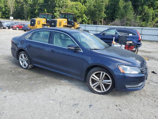  VOLKSWAGEN PASSAT 2014 Синий