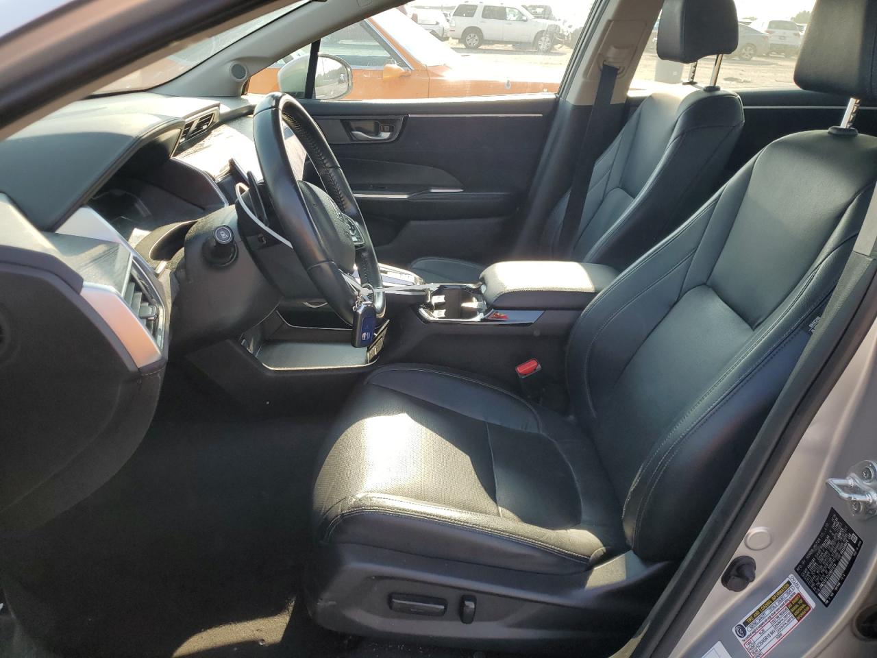 2018 Honda Clarity Touring VIN: JHMZC5F32JC007379 Lot: 66669985