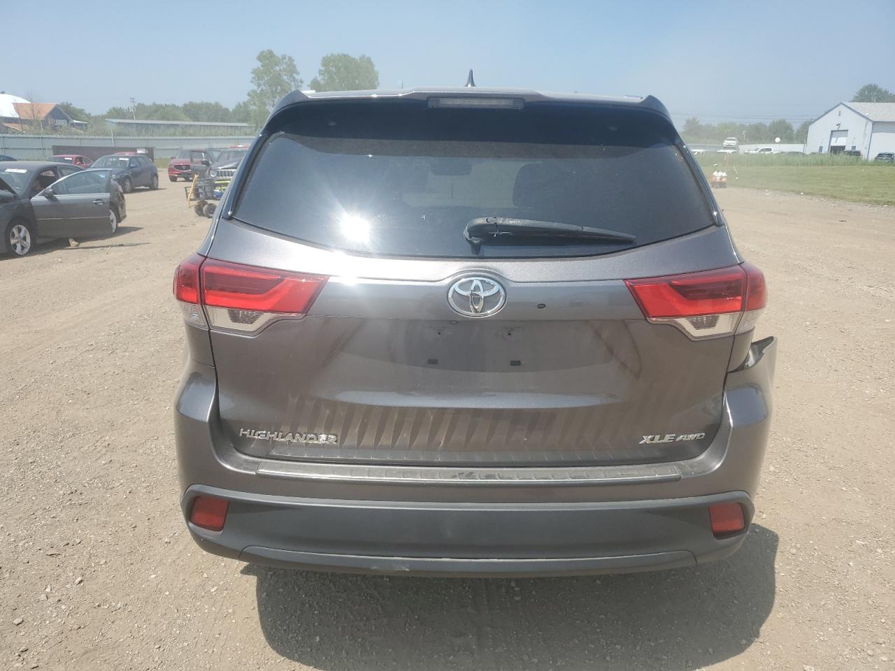 2019 Toyota Highlander Se VIN: 5TDJZRFH7KS991550 Lot: 64375255