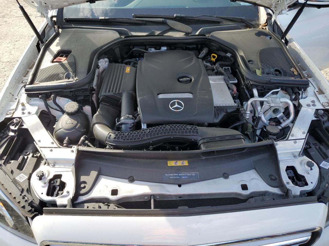2019 Mercedes-Benz E 300 4Matic VIN: WDDZF4KB0KA635735 Lot: 64057095