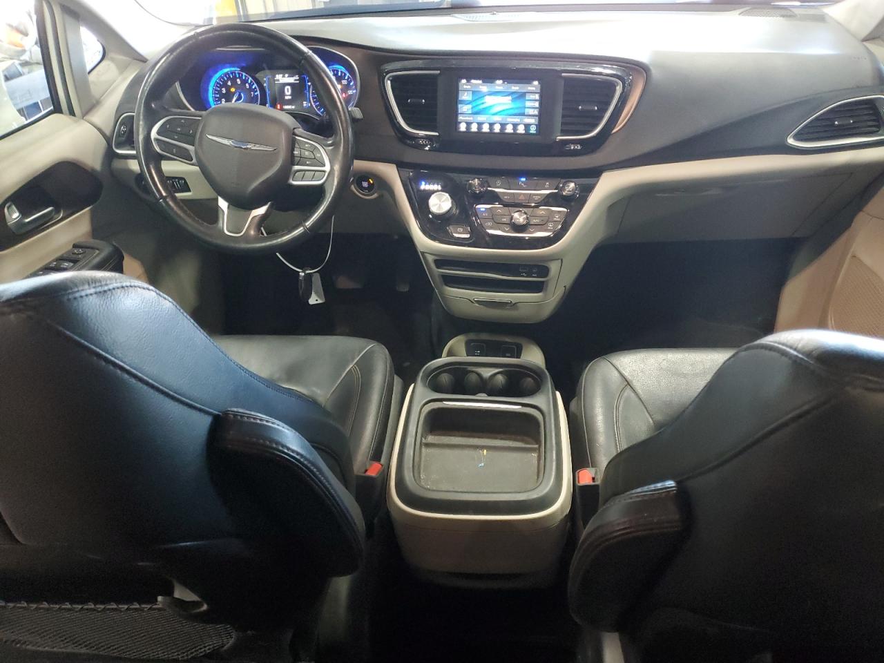 2019 Chrysler Pacifica Touring L VIN: 2C4RC1BG9KR527509 Lot: 64748435
