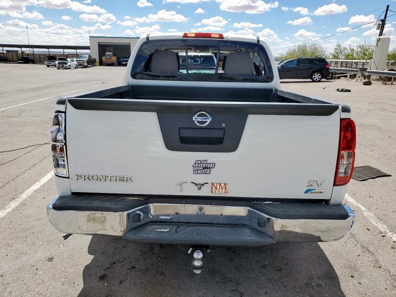  NISSAN FRONTIER 2017 Biały