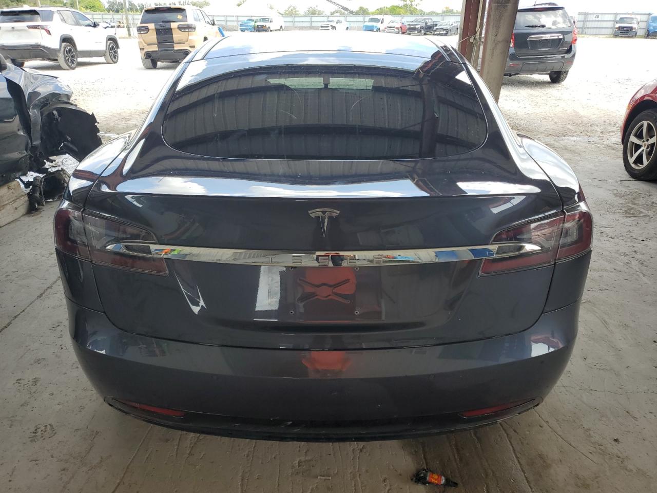 2017 Tesla Model S VIN: 5YJSA1E25HF233097 Lot: 65191905