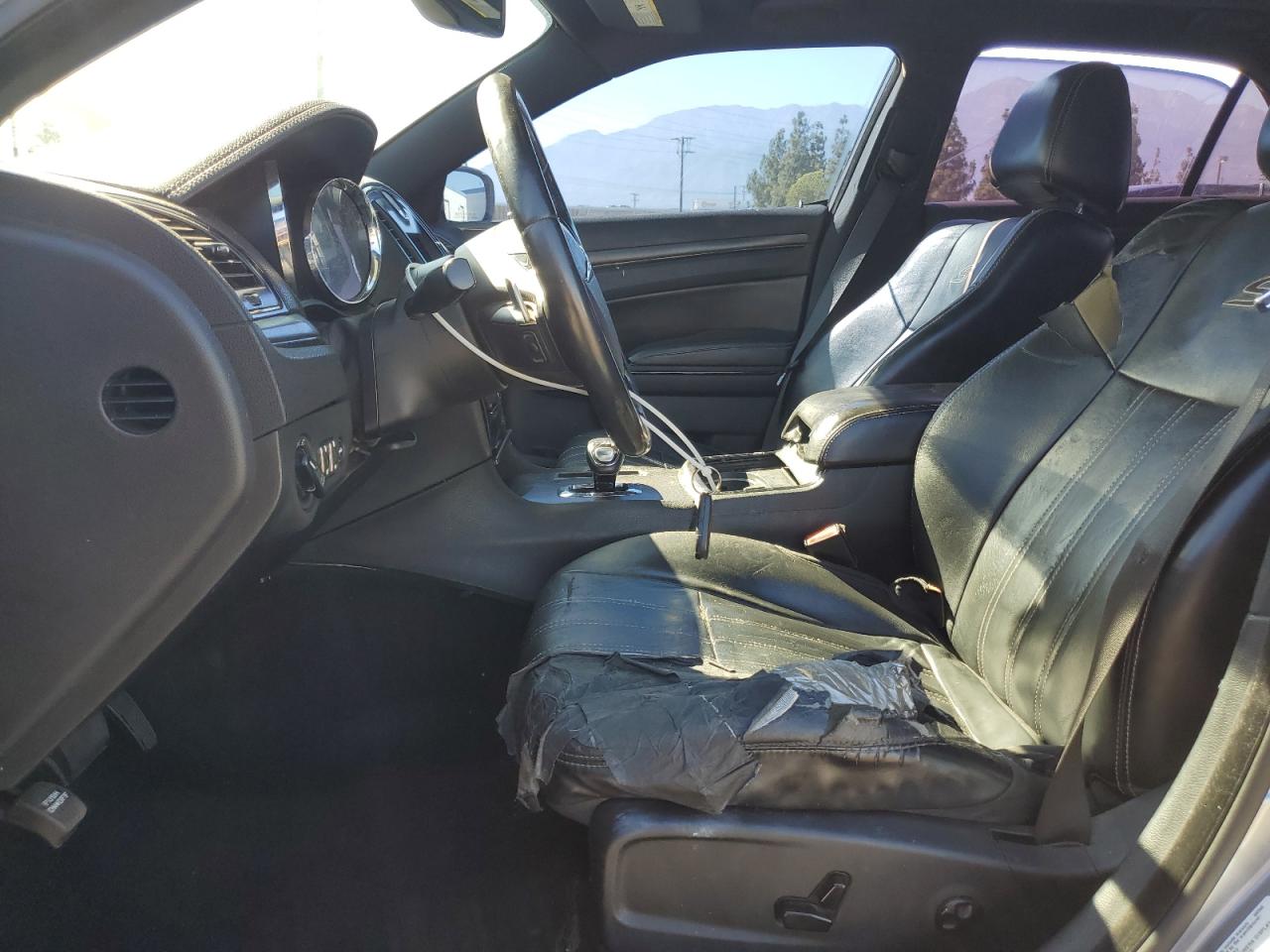 2014 Chrysler 300 S VIN: 2C3CCABG5EH200335 Lot: 64425385