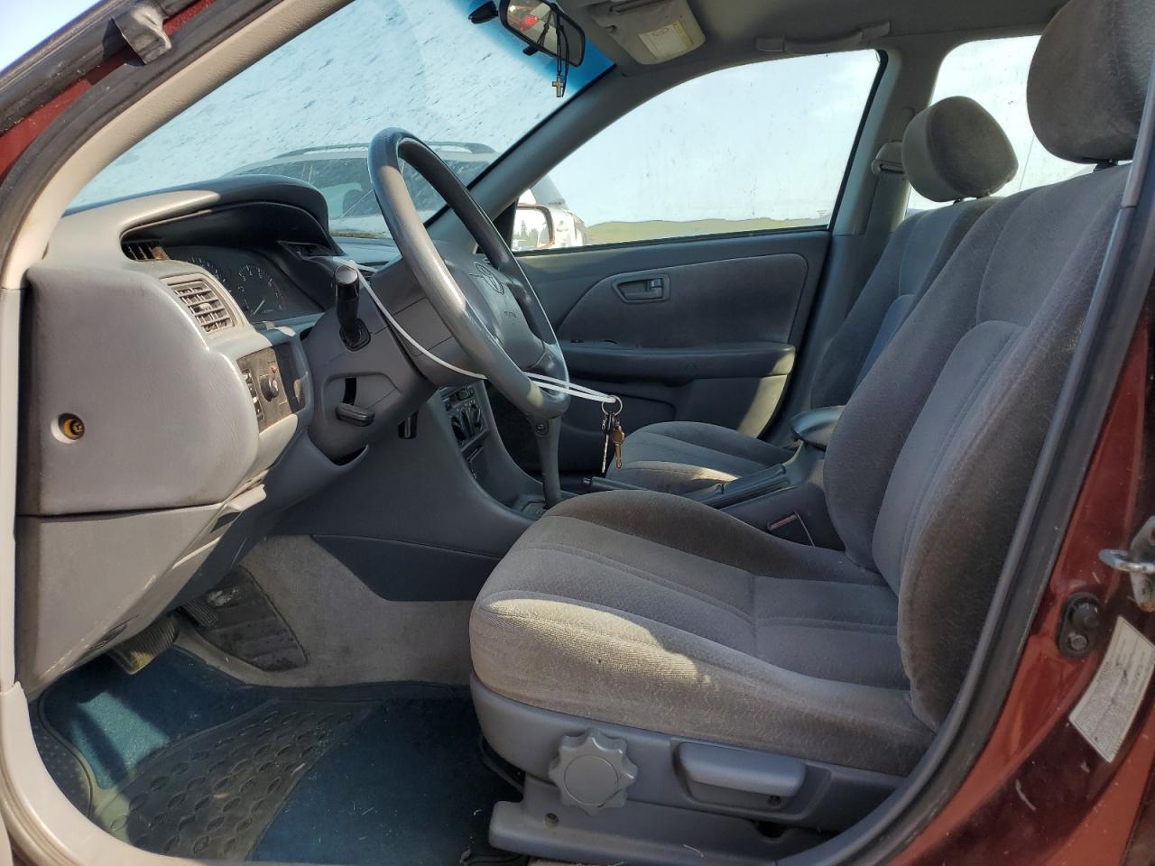 1999 Toyota Camry Ce VIN: 4T1BG22K2XU422896 Lot: 66047475