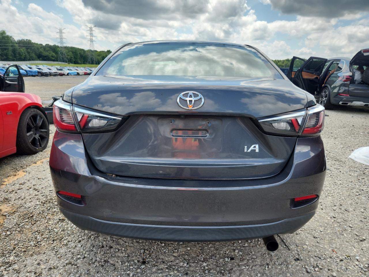2018 Toyota Yaris Ia VIN: 3MYDLBYV4JY328762 Lot: 64282985