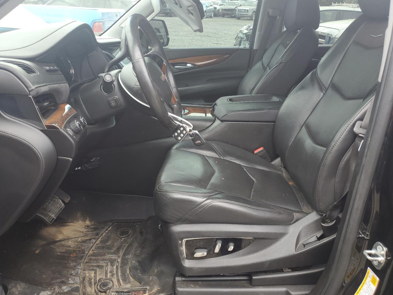 2018 Cadillac Escalade Esv Luxury VIN: 1GYS4HKJXJR114421 Lot: 67084585