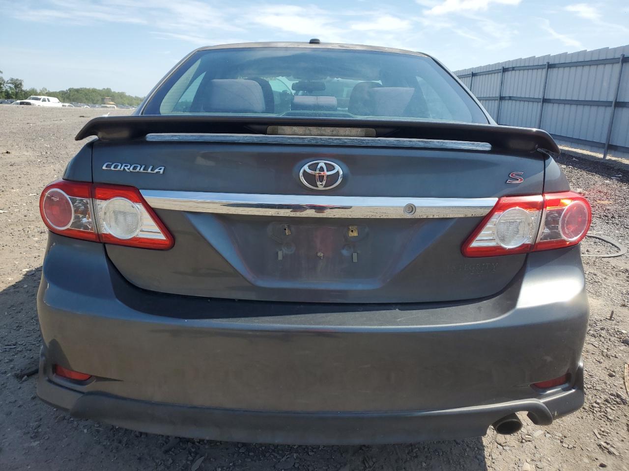 2011 Toyota Corolla Base VIN: 2T1BU4EEXBC738843 Lot: 64796475