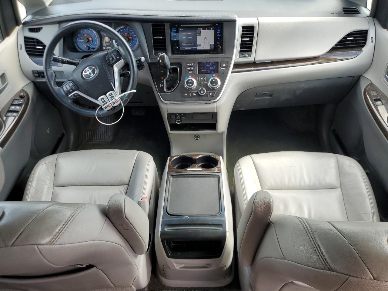 2015 Toyota Sienna Xle VIN: 5TDYK3DC6FS660309 Lot: 64625405