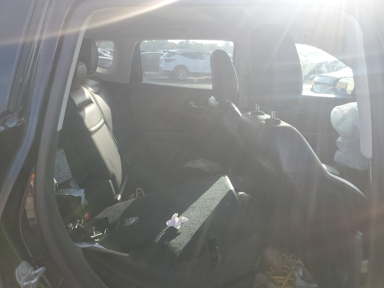 2017 Jeep Compass Latitude VIN: 3C4NJCBB3HT658770 Lot: 65648285