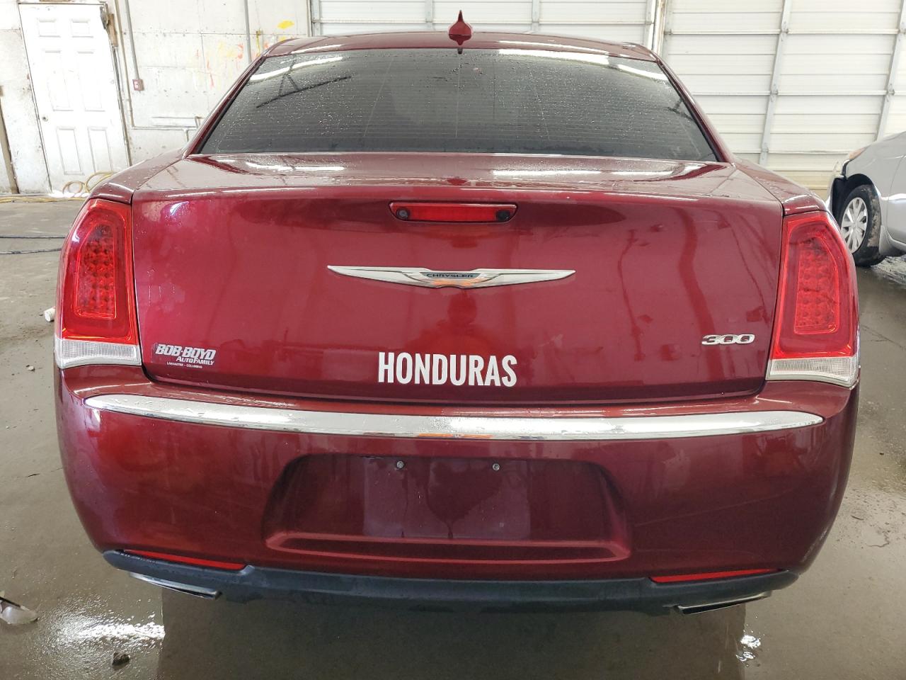2018 Chrysler 300 Touring VIN: 2C3CCAAG1JH137570 Lot: 64281535