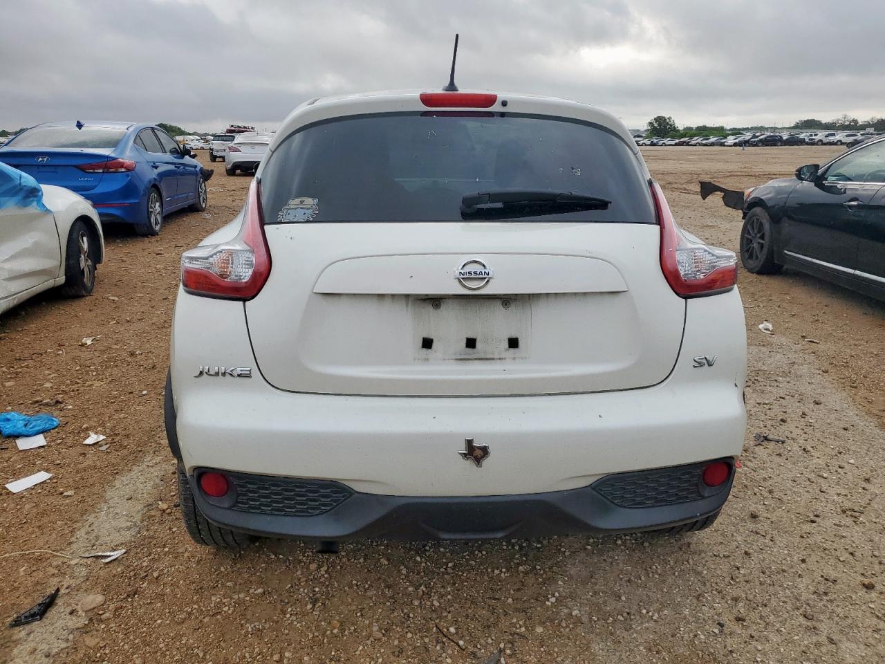 2016 Nissan Juke S VIN: JN8AF5MR2GT607765 Lot: 63629795