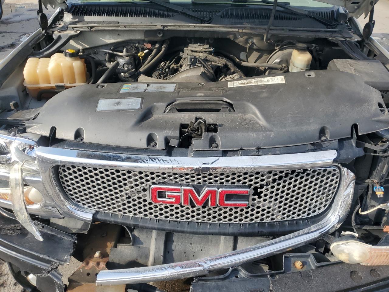 2001 GMC Denali VIN: 1GKEK63U31J297394 Lot: 63292915