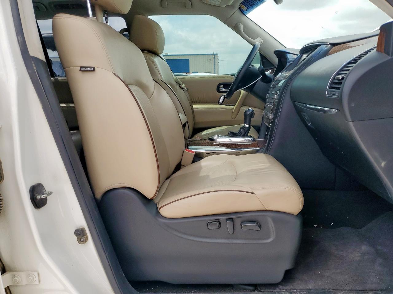2017 Nissan Armada Platinum VIN: JN8AY2NF1H9304570 Lot: 64728195