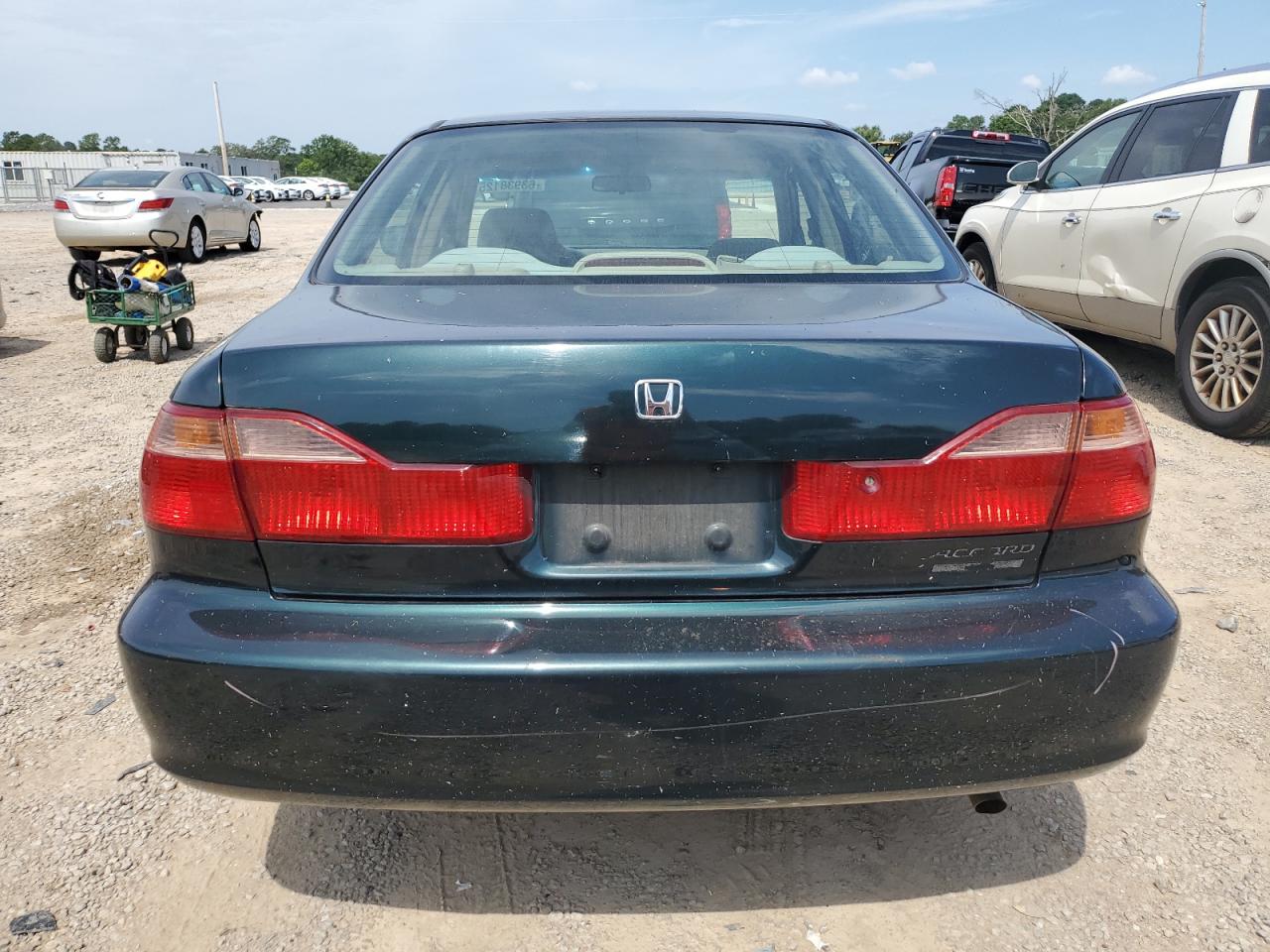 2000 Honda Accord Se VIN: 1HGCG5678YA076373 Lot: 63938125