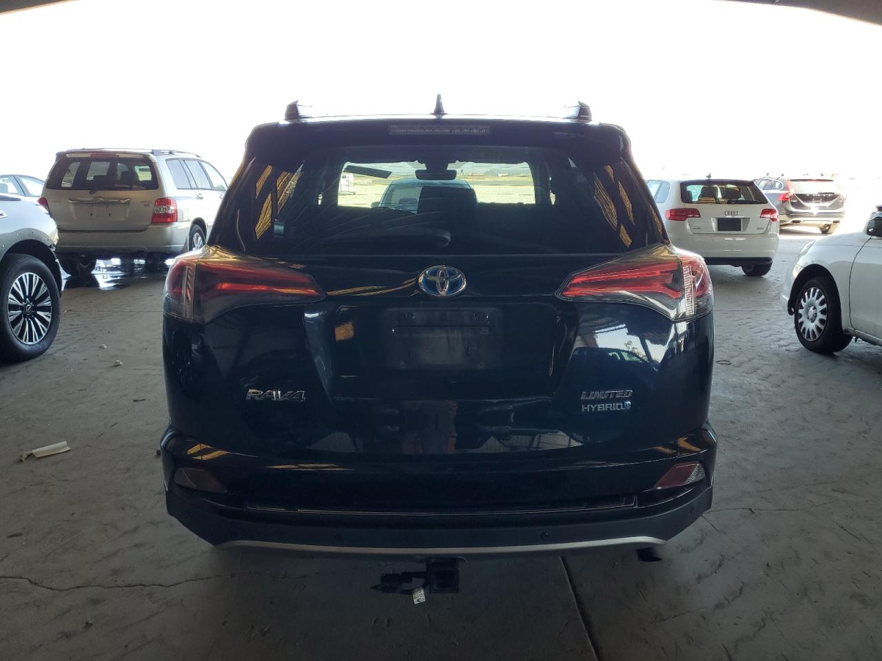 JTMDJREV1HD105304 TOYOTA RAV4 2017