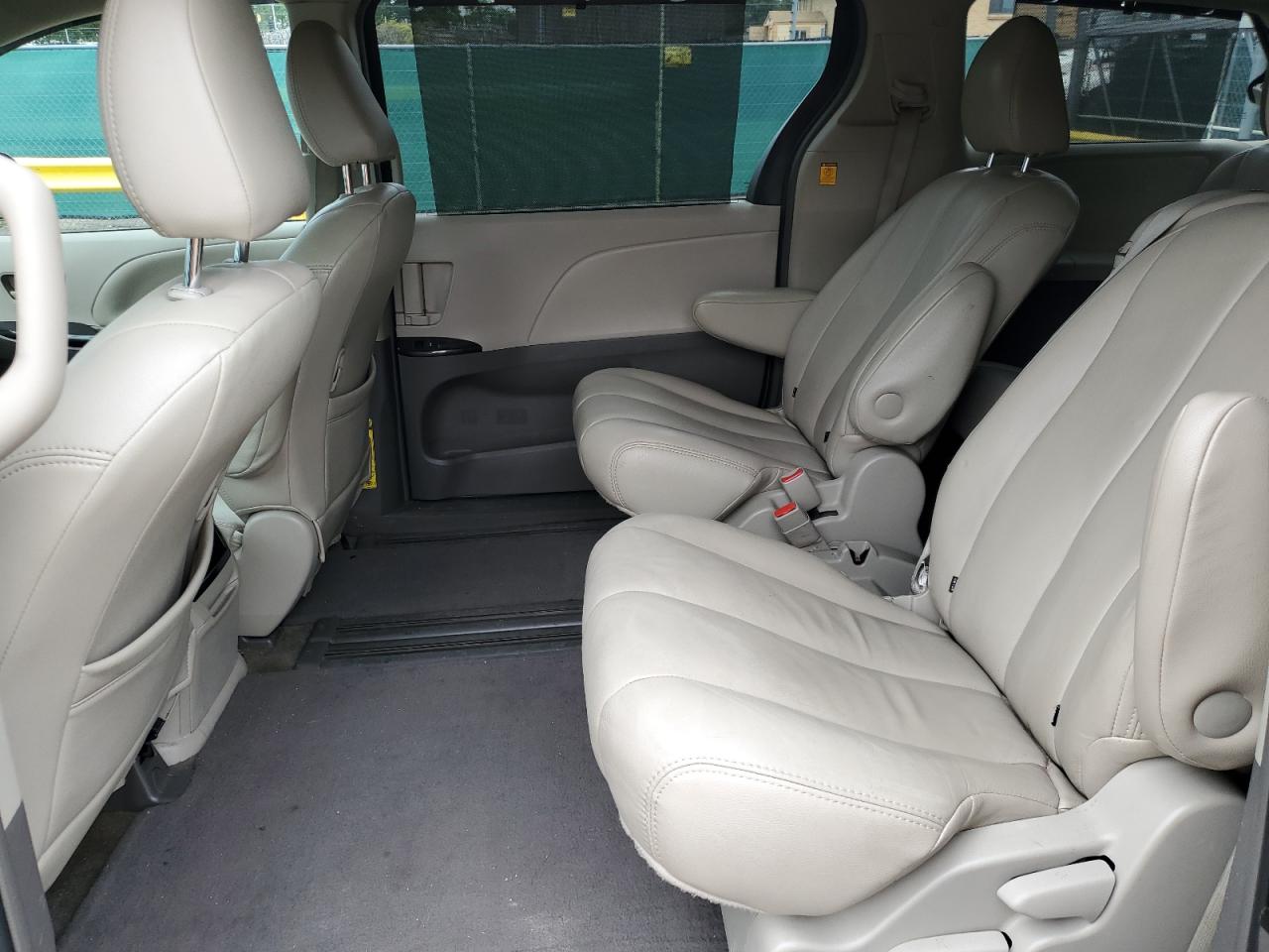 2011 Toyota Sienna Le VIN: 5TDKK3DC0BS159948 Lot: 64699095