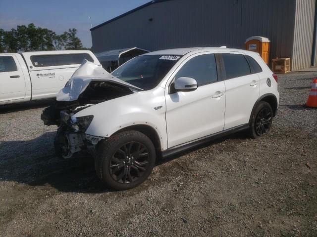  MITSUBISHI OUTLANDER 2019 Белы