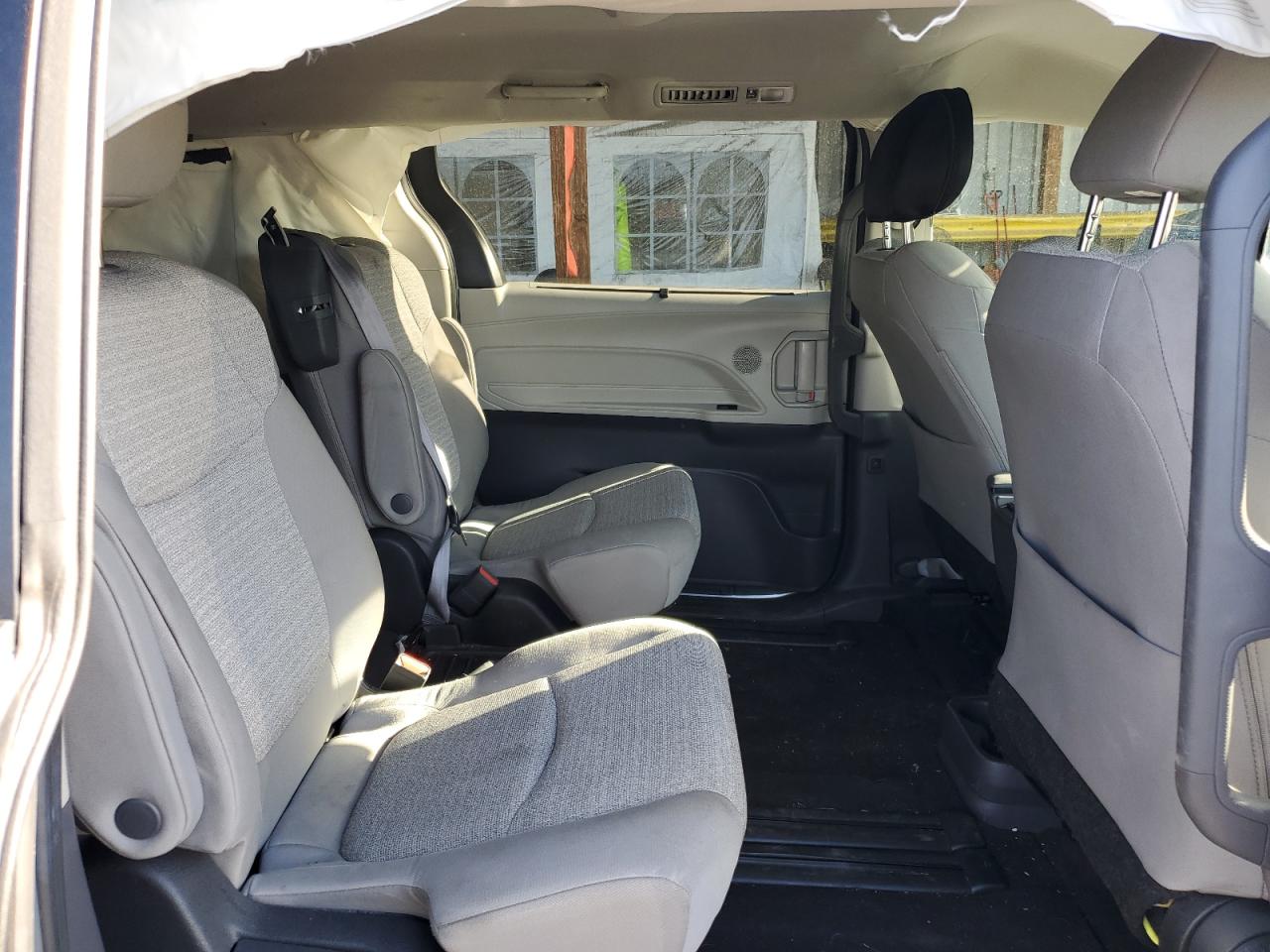 2022 Toyota Sienna Le VIN: 5TDKSKFCXNS042082 Lot: 63103585
