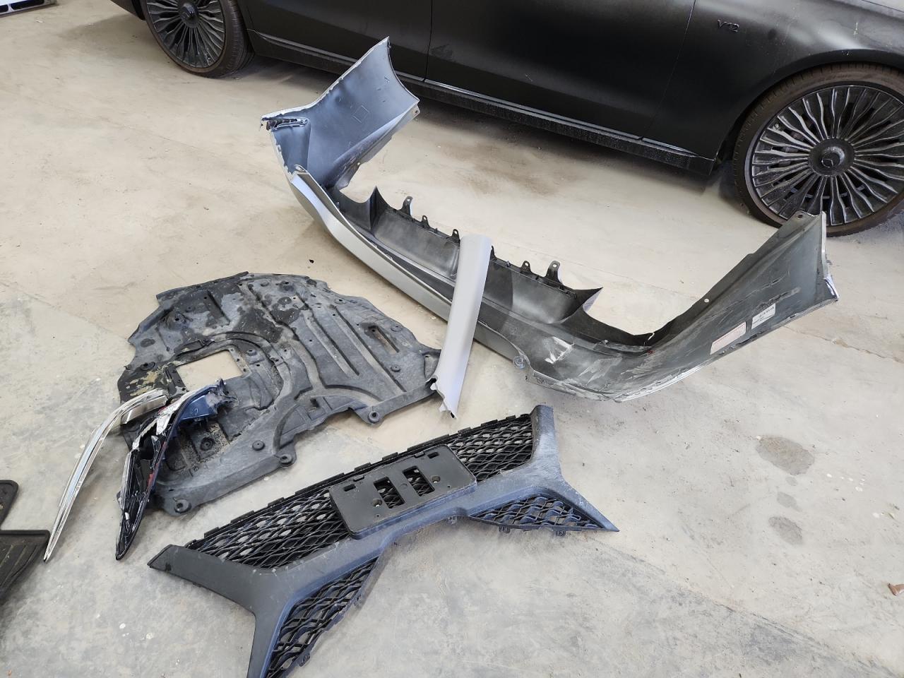 4T1B11HK2JU033699 TOYOTA CAMRY 2018