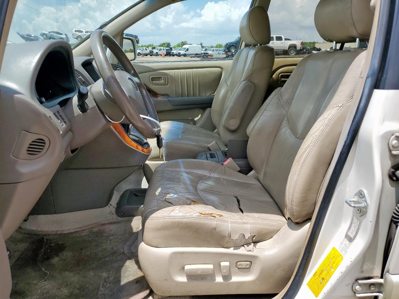 2000 Lexus Rx 300 VIN: JT6HF10U4Y0099886 Lot: 64615095
