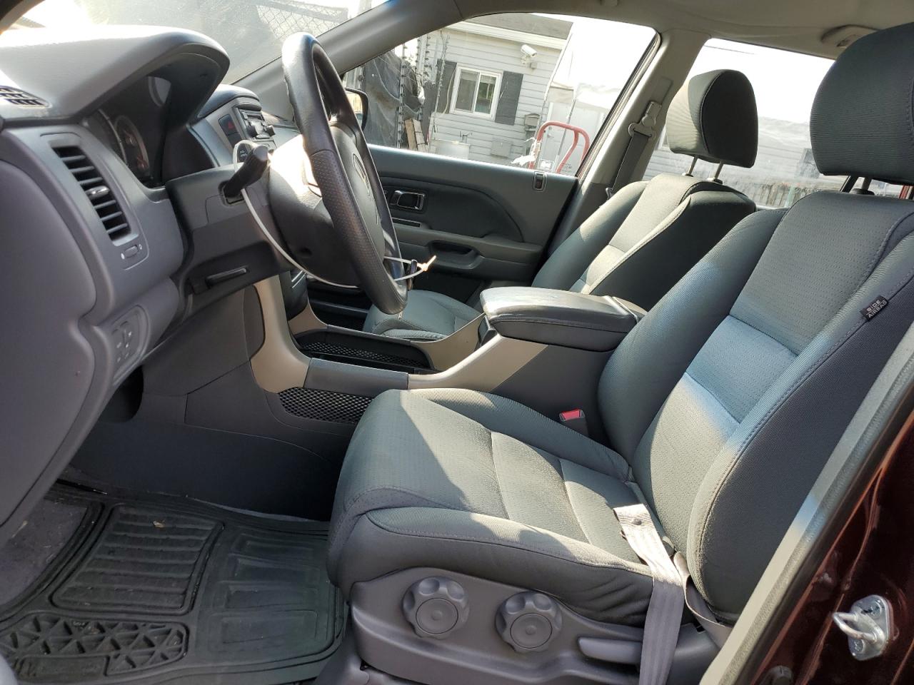 2007 Honda Pilot Lx VIN: 5FNYF28107B002692 Lot: 64353505