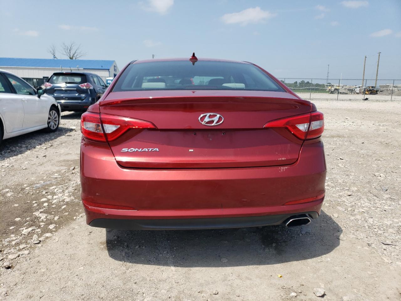 2015 Hyundai Sonata Se VIN: 5NPE24AF8FH252911 Lot: 65794565