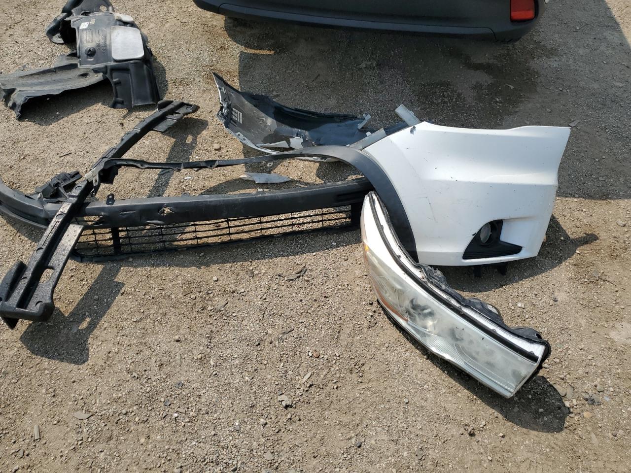 2015 Toyota Highlander Xle VIN: 5TDKKRFH0FS060080 Lot: 67065315