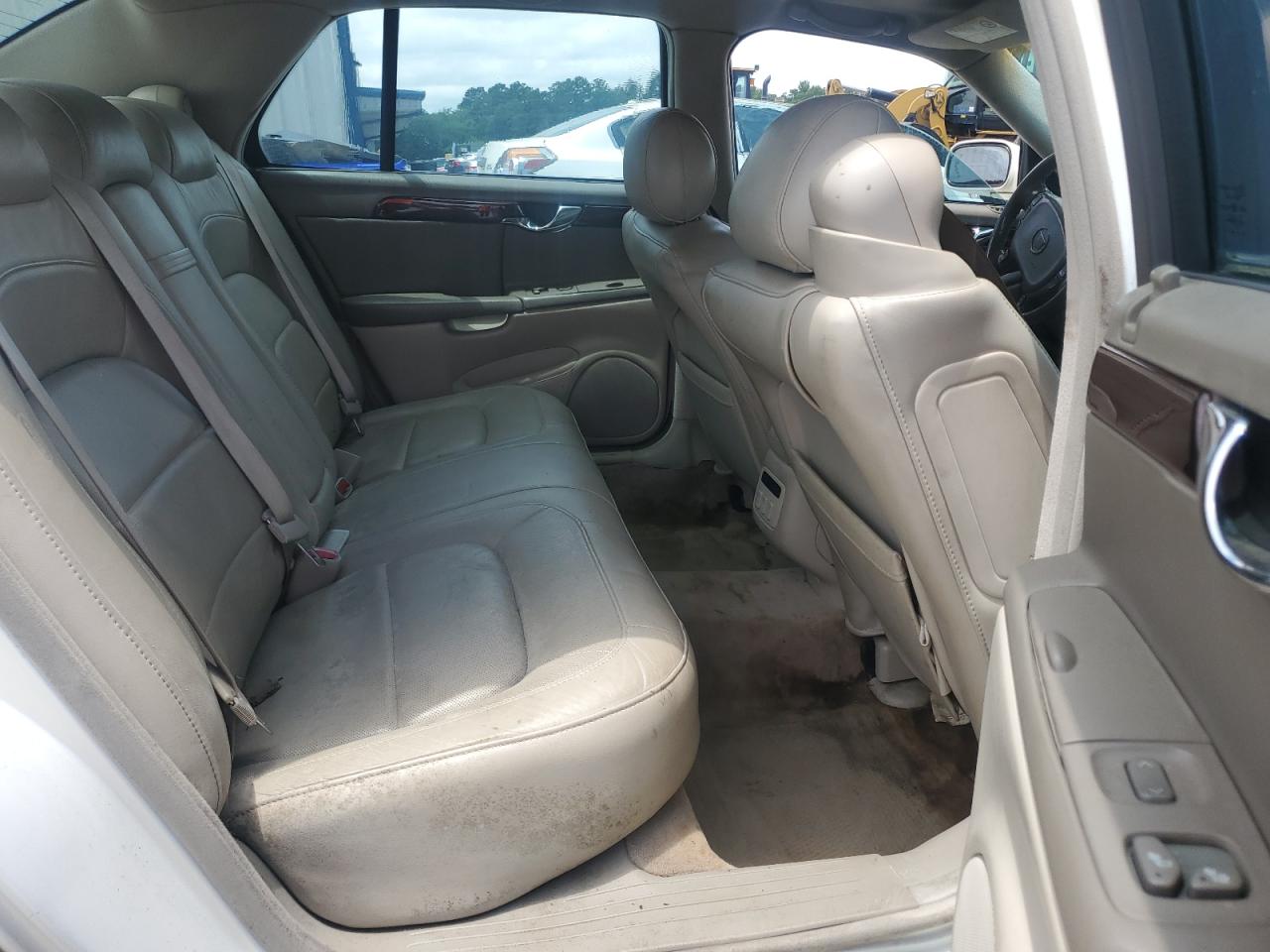 2005 Cadillac Deville Dts VIN: 1G6KF57905U218662 Lot: 63415855