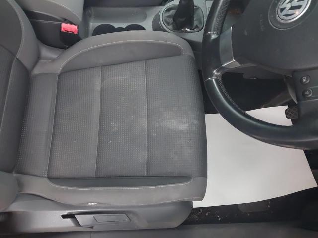 2010 VOLKSWAGEN TOURAN MAT