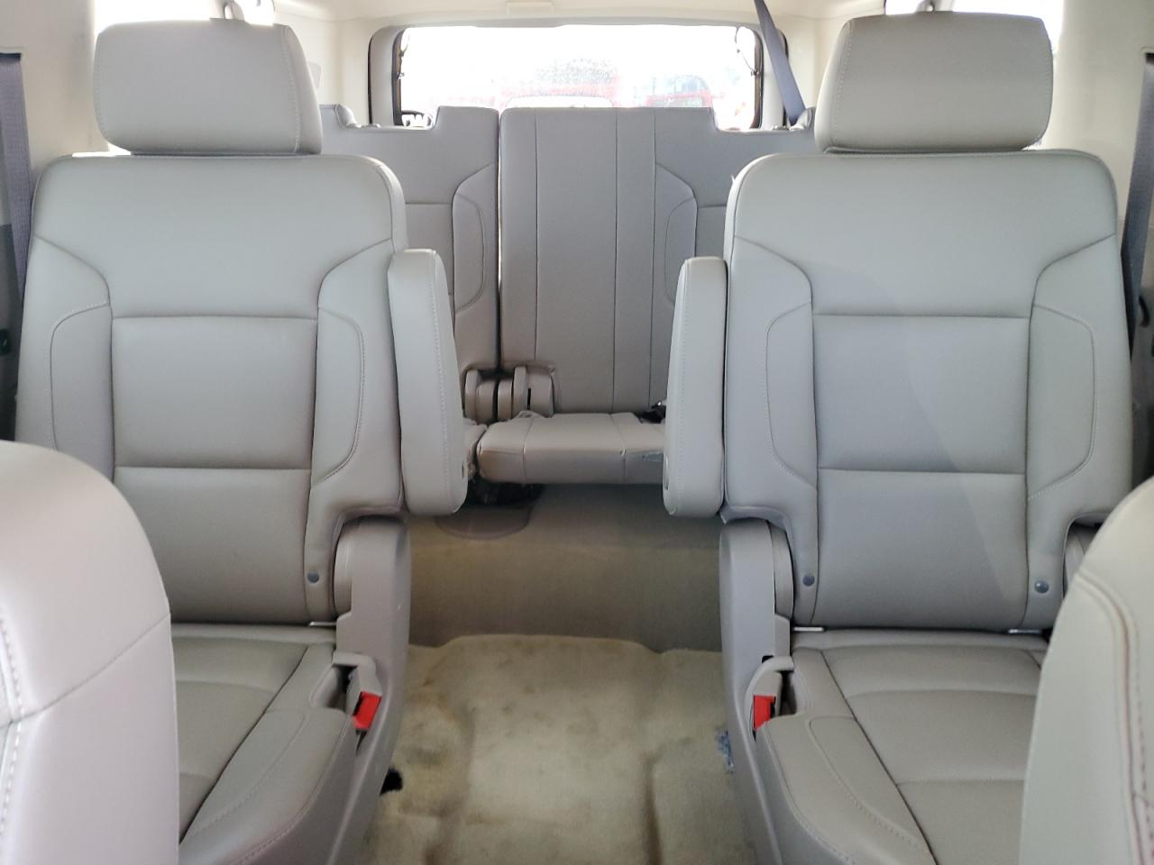 2017 Chevrolet Suburban C1500 Premier VIN: 1GNSCJKC6HR352723 Lot: 63122675