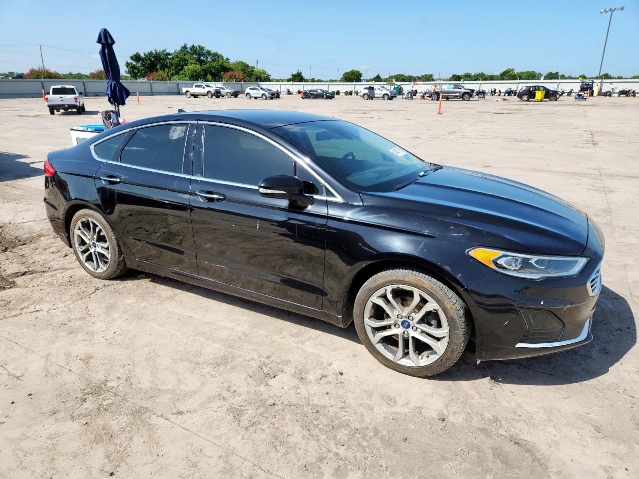 3FA6P0CD2KR238834 FORD FUSION 2019