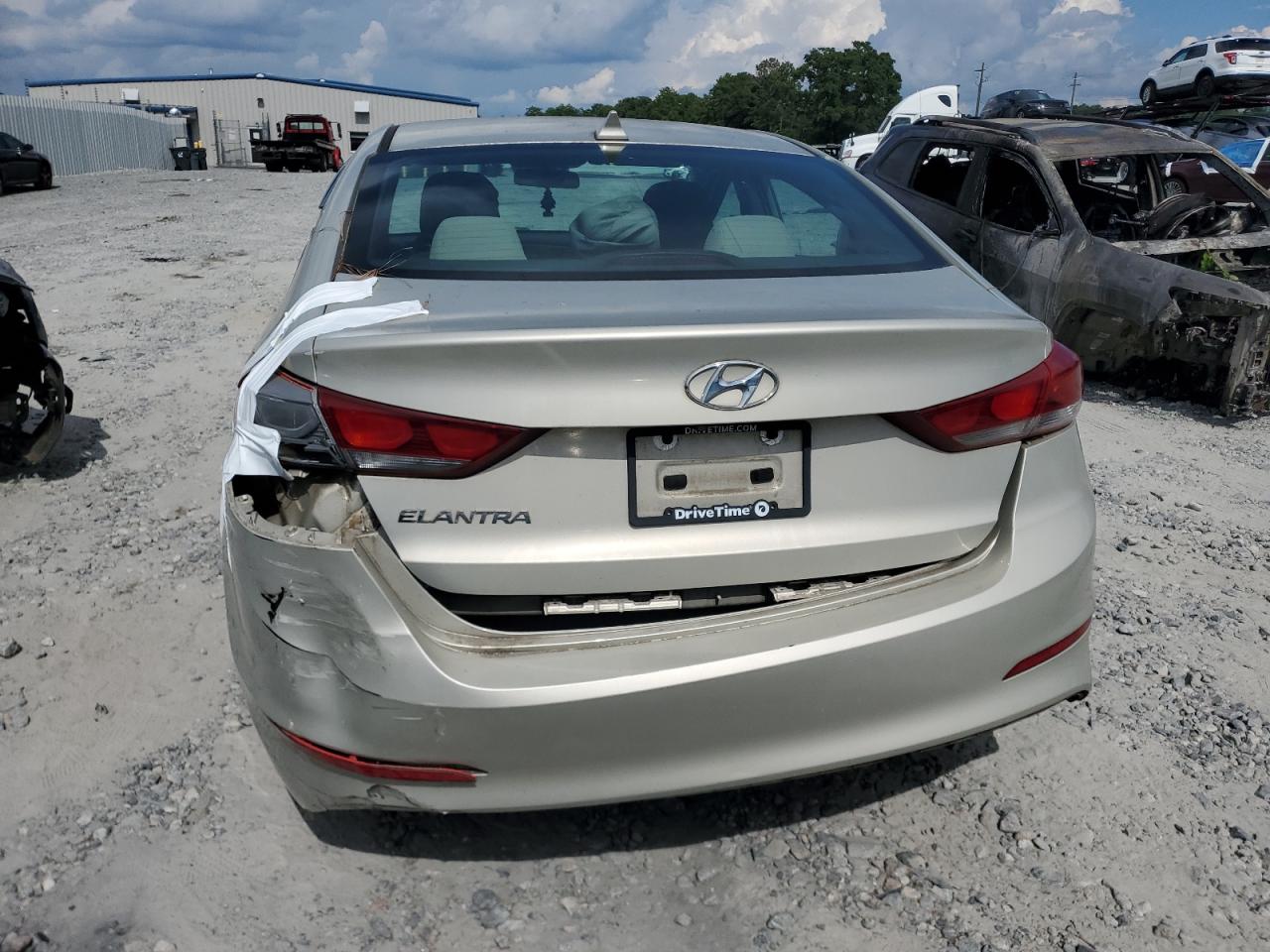 2017 Hyundai Elantra Se VIN: KMHD84LF4HU136942 Lot: 62919055