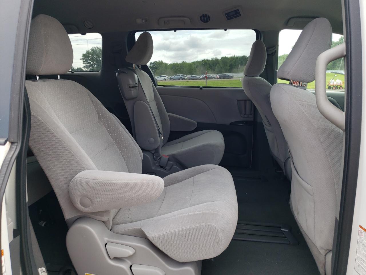 2020 Toyota Sienna Le VIN: 5TDKZ3DC1LS021686 Lot: 65268145