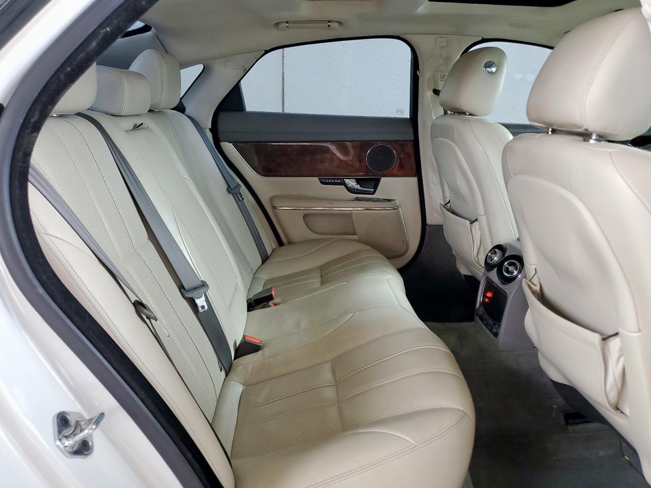 2011 Jaguar Xj VIN: SAJWA1CB2BLV07172 Lot: 63343085