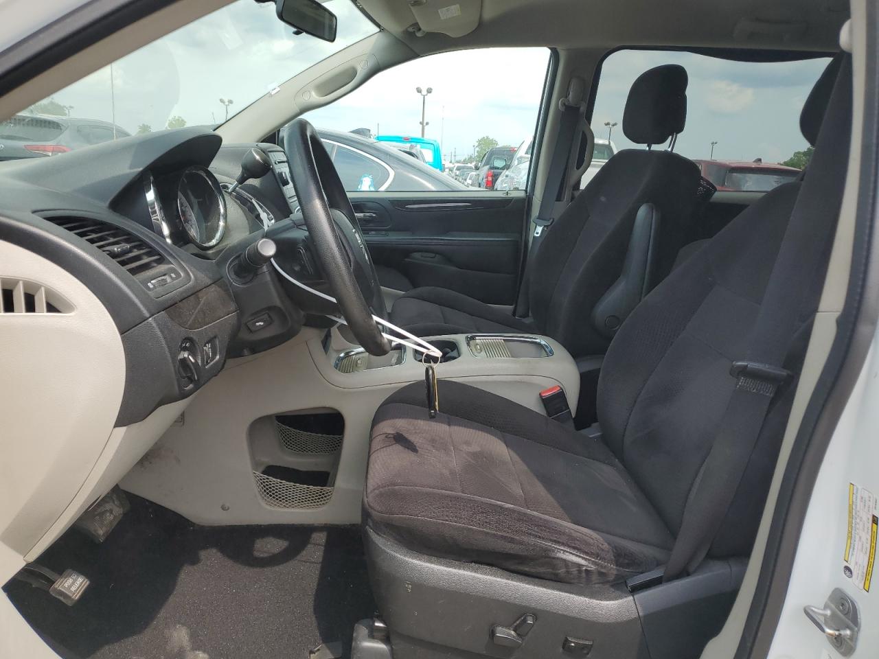 2014 Dodge Grand Caravan Sxt VIN: 2C4RDGCG4ER153037 Lot: 67075895