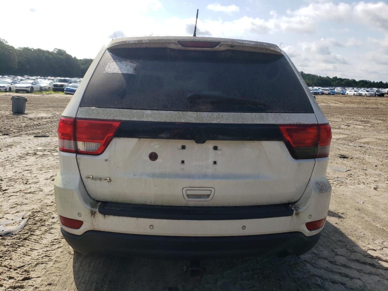 2012 Jeep Grand Cherokee Laredo VIN: 1C4RJFAG4CC327538 Lot: 64655245