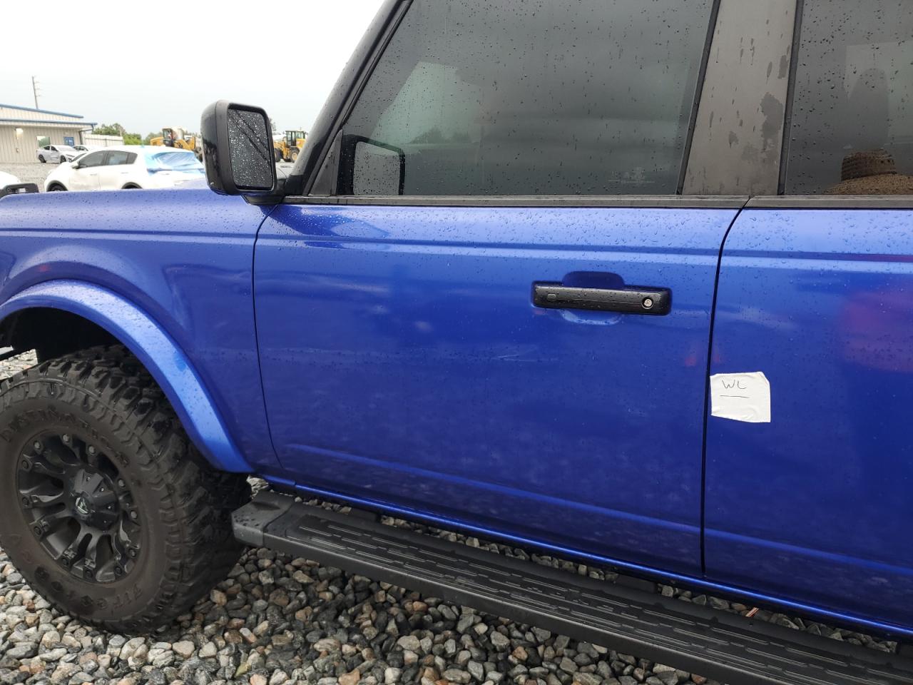 2021 Ford Bronco Base VIN: 1FMDE5BH1MLA92660 Lot: 63406675