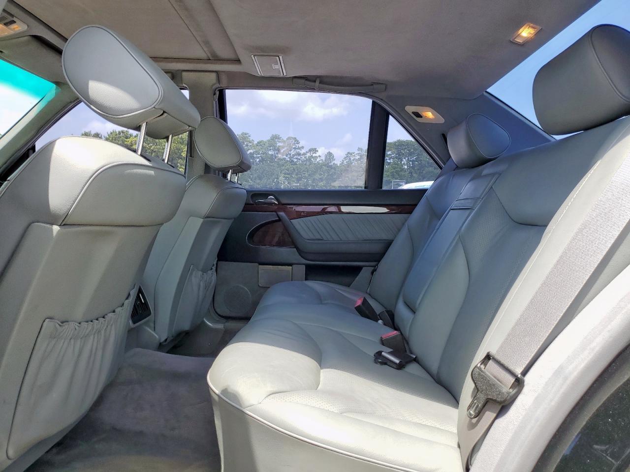 1995 Mercedes-Benz S 320 VIN: WDBGA33E9SA215635 Lot: 64425915