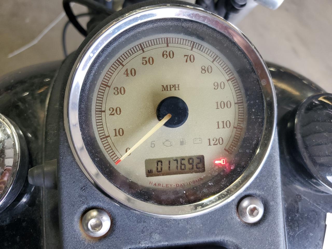 2011 Harley-Davidson Fxdb VIN: 1HD1GX415BC332334 Lot: 63568855