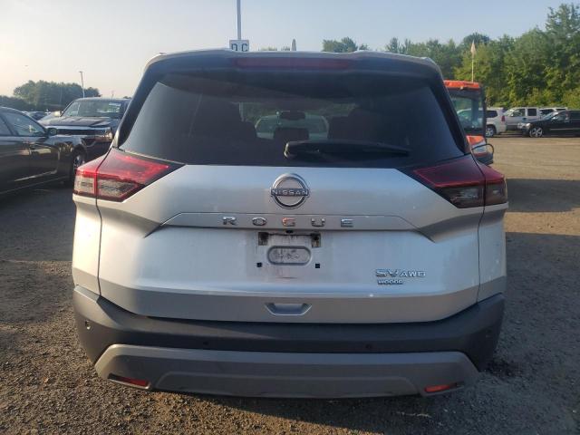  NISSAN ROGUE 2022 Srebrny