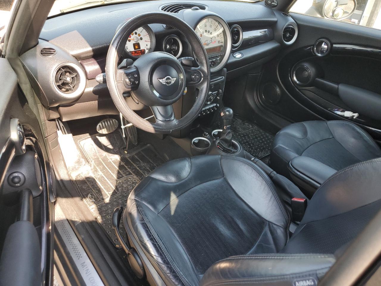 2011 Mini Cooper S Clubman VIN: WMWZG3C50BTY35266 Lot: 67054005