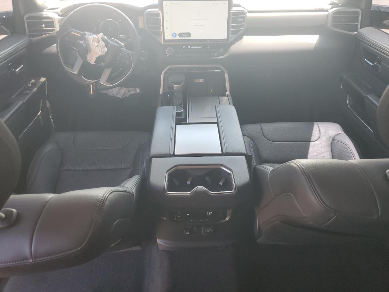 2024 Toyota Sequoia Sr5 VIN: 7SVAAABA8RX035036 Lot: 64946695