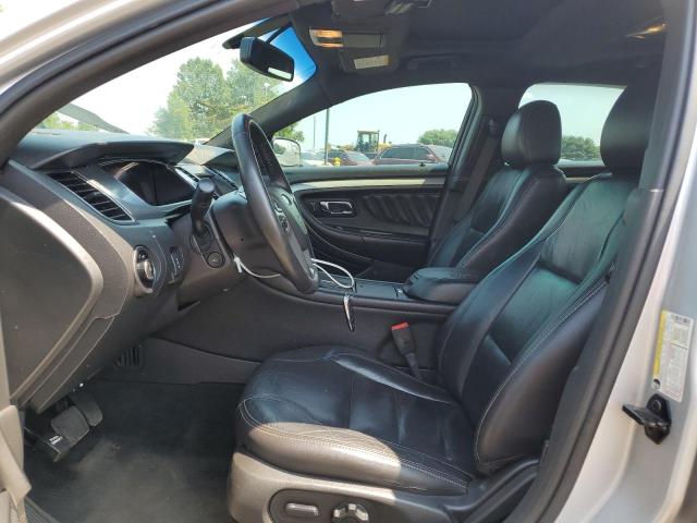 Sedans FORD TAURUS 2015 Srebrny