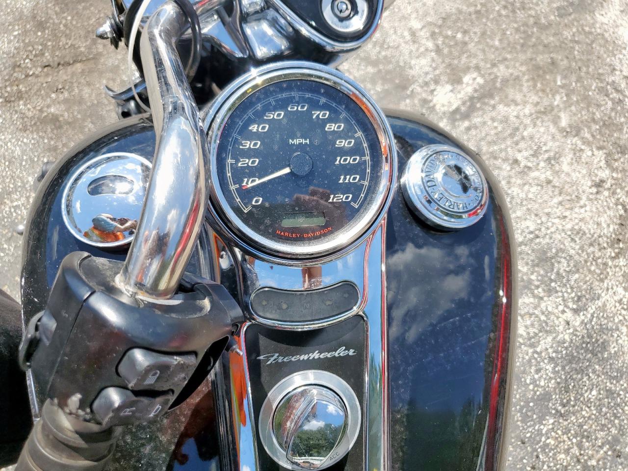 1hd1mcm17gb850499 1HD1MCM17GB850499 2016 Harley-Davidson Flrt Free Wheeler