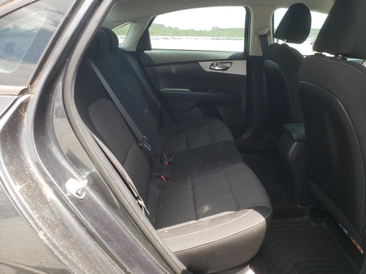 3KPF24AD3NE457316 2022 Kia Forte Fe