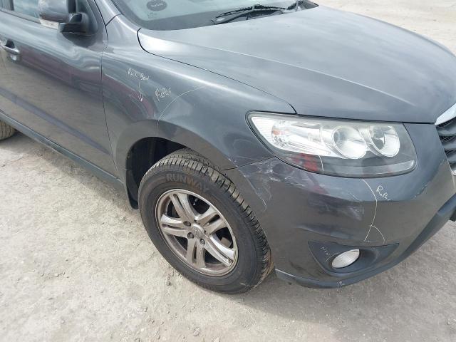 2010 HYUNDAI SANTA FE S